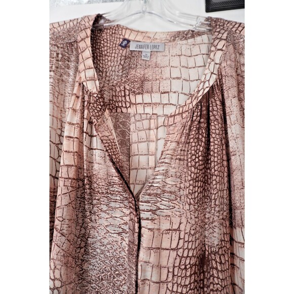 Jennifer Lopez JLO Sz 1X Abstract Alligator /Animal Print Boho Blouse Flowy Top - Picture 6 of 9